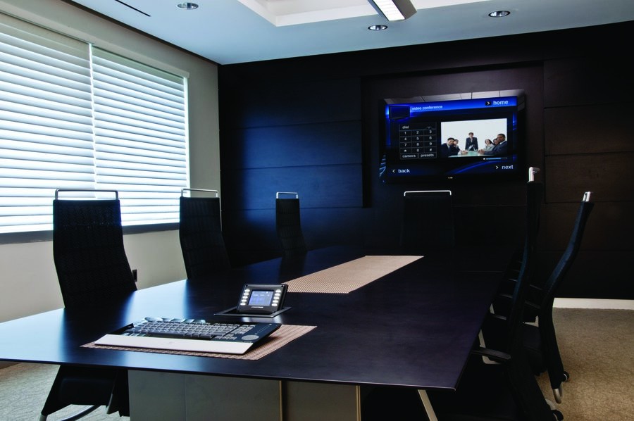 enhancing-your-boardroom-with-commercial-automation-features