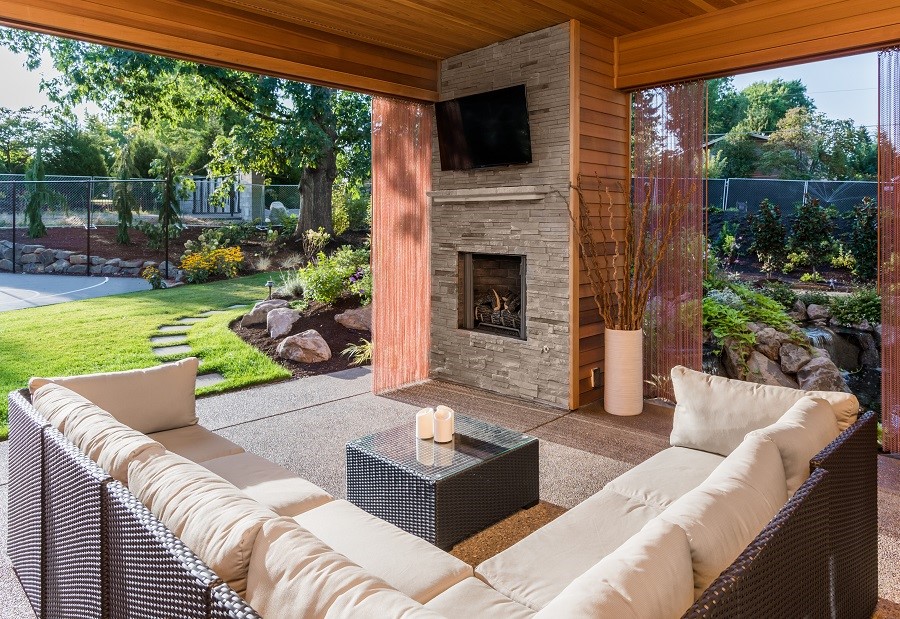 3 Technologies for the Ultimate Outdoor Living Space This Spring